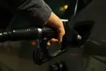 Недолив выявлен на автозаправке Qazaq Oil в Петропавловске